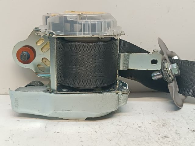 bontott HYUNDAI I30 Jobb első Biztonsági Öv