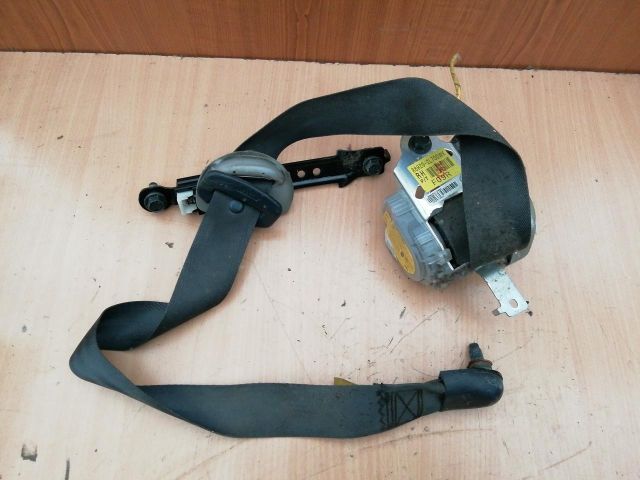 bontott HYUNDAI I30 Jobb első Biztonsági Öv