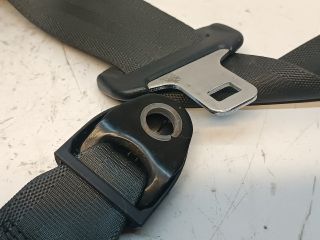 bontott HYUNDAI I30 Jobb első Biztonsági Öv