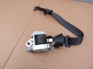 bontott HYUNDAI I30 Jobb első Biztonsági Öv