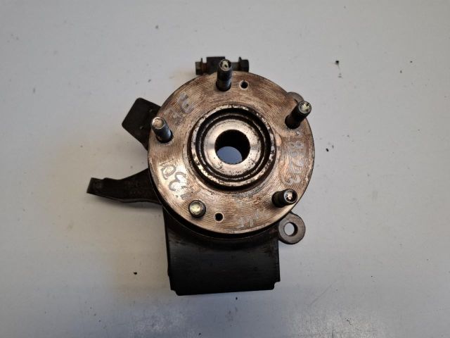 bontott HYUNDAI I30 Jobb első Csonkállvány Kerékaggyal