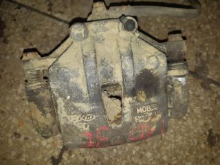 bontott HYUNDAI I30 Jobb első Féknyereg Munkahengerrel