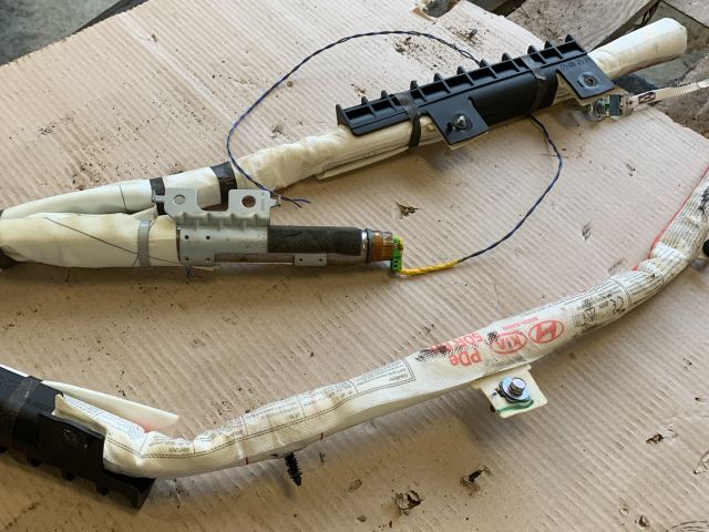 bontott HYUNDAI I30 Jobb első Függöny Légzsák