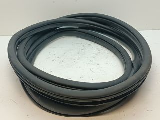 bontott HYUNDAI I30 Jobb első Gumikéder