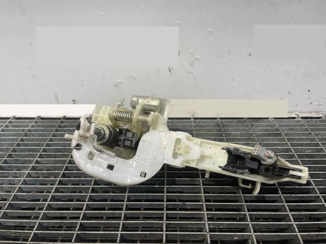 bontott HYUNDAI I30 Jobb első Külső Kilincs