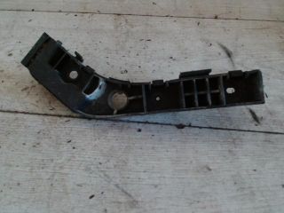 bontott HYUNDAI I30 Jobb első Lökhárító Tartó (Műanyag)