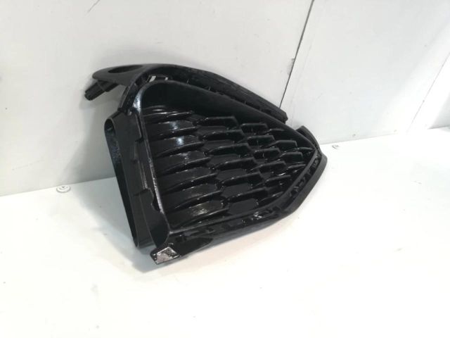 bontott HYUNDAI I30 Jobb első Lökhárító Vakborítás