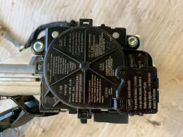 bontott HYUNDAI I30 Jobb első Övfeszítő