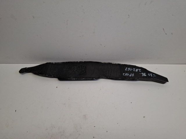 bontott HYUNDAI I30 Jobb első Sárvédő Zajszigetelés