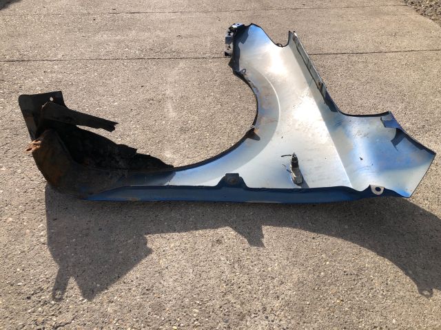 bontott HYUNDAI I30 Jobb első Sárvédő