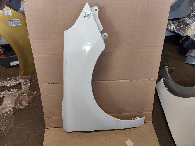 bontott HYUNDAI I30 Jobb első Sárvédő