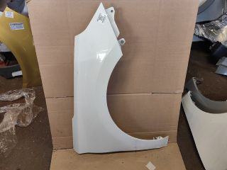 bontott HYUNDAI I30 Jobb első Sárvédő