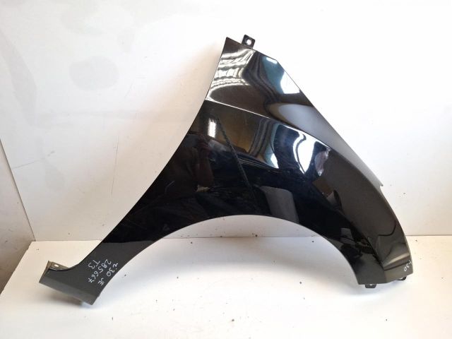 bontott HYUNDAI I30 Jobb első Sárvédő