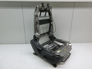 bontott HYUNDAI I30 Jobb első Ülés Váz