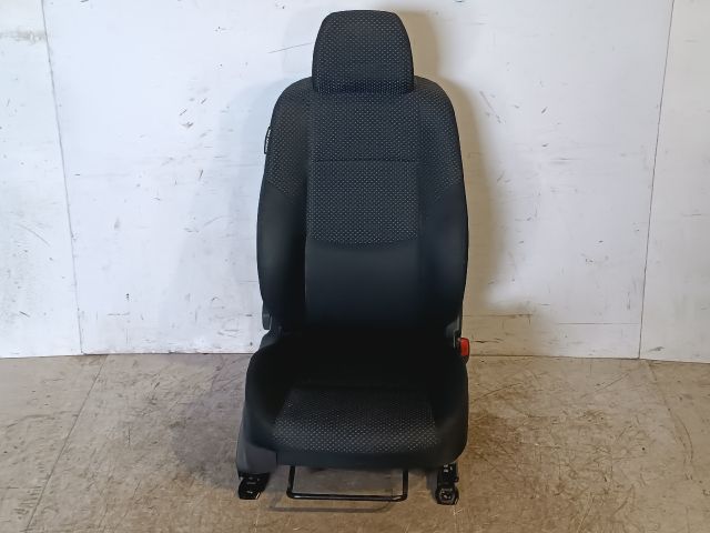 bontott HYUNDAI I30 Jobb első Ülés