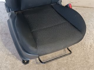 bontott HYUNDAI I30 Jobb első Ülés