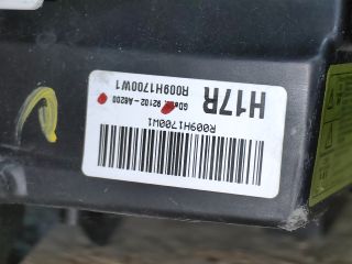 bontott HYUNDAI I30 Jobb Fényszóró