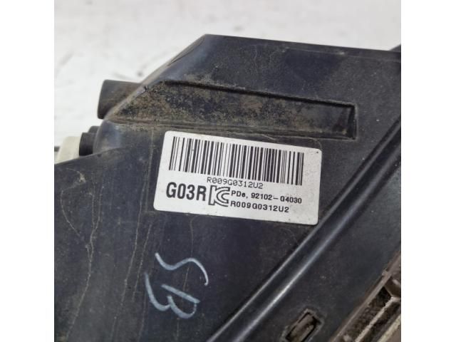 bontott HYUNDAI I30 Jobb Fényszóró