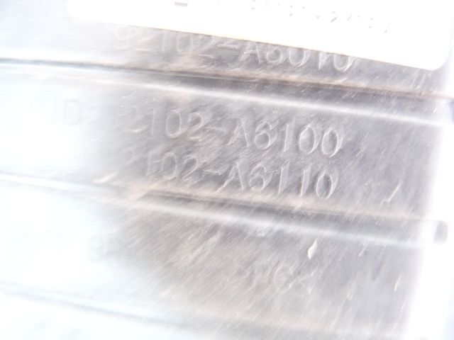 bontott HYUNDAI I30 Jobb Fényszóró