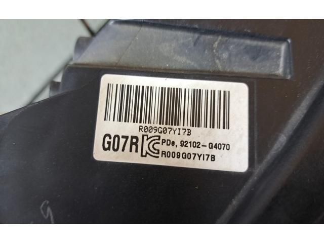 bontott HYUNDAI I30 Jobb Fényszóró