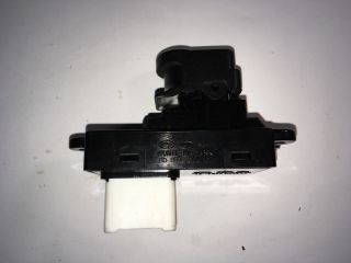 bontott HYUNDAI I30 Jobb hátsó Ablakemelő Kapcsoló