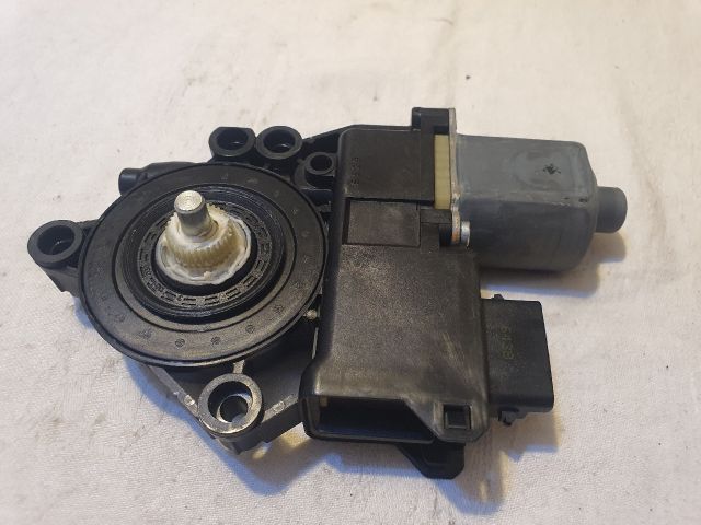 bontott HYUNDAI I30 Jobb hátsó Ablakemelő Motor