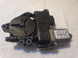 bontott HYUNDAI I30 Jobb hátsó Ablakemelő Motor