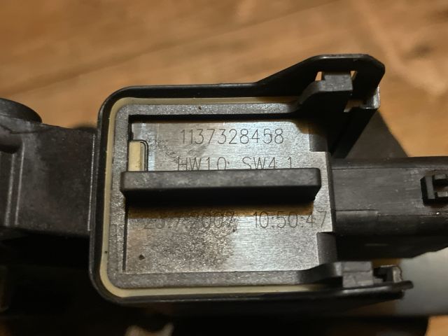 bontott HYUNDAI I30 Jobb hátsó Ablakemelő Motor