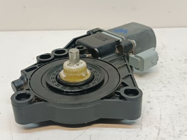 bontott HYUNDAI I30 Jobb hátsó Ablakemelő Motor