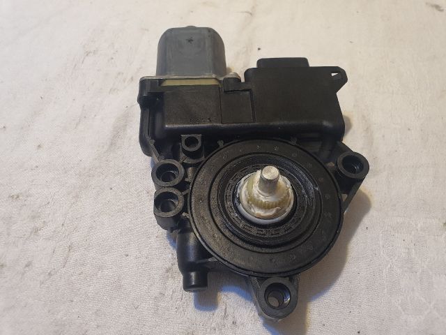 bontott HYUNDAI I30 Jobb hátsó Ablakemelő Motor