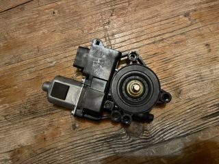 bontott HYUNDAI I30 Jobb hátsó Ablakemelő Motor