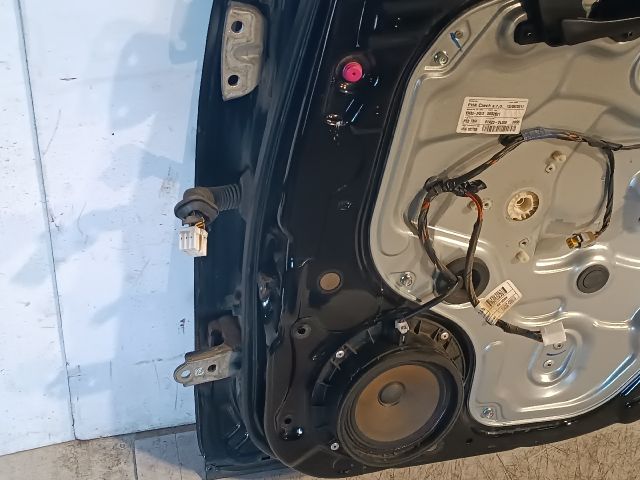 bontott HYUNDAI I30 Jobb hátsó Ajtó (Részeivel)