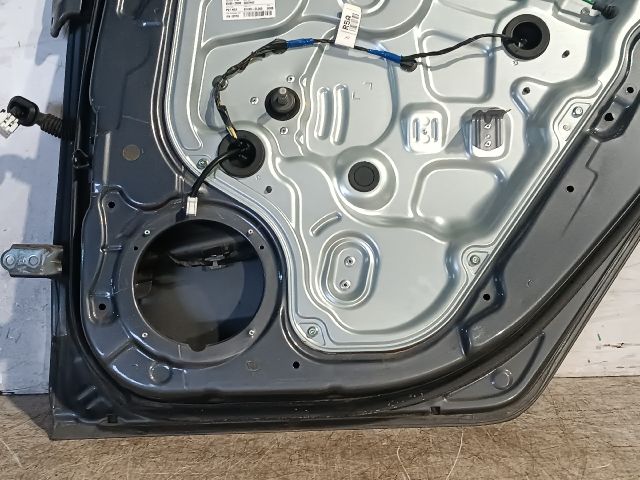 bontott HYUNDAI I30 Jobb hátsó Ajtó (Részeivel)