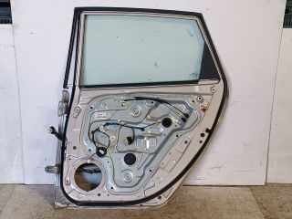 bontott HYUNDAI I30 Jobb hátsó Ajtó (Részeivel)