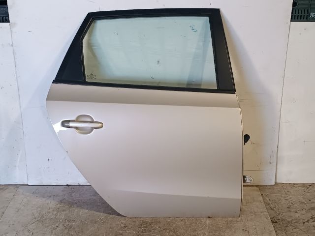 bontott HYUNDAI I30 Jobb hátsó Ajtó (Részeivel)