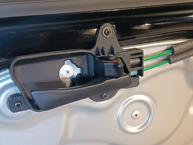 bontott HYUNDAI I30 Jobb hátsó Ajtó (Részeivel)