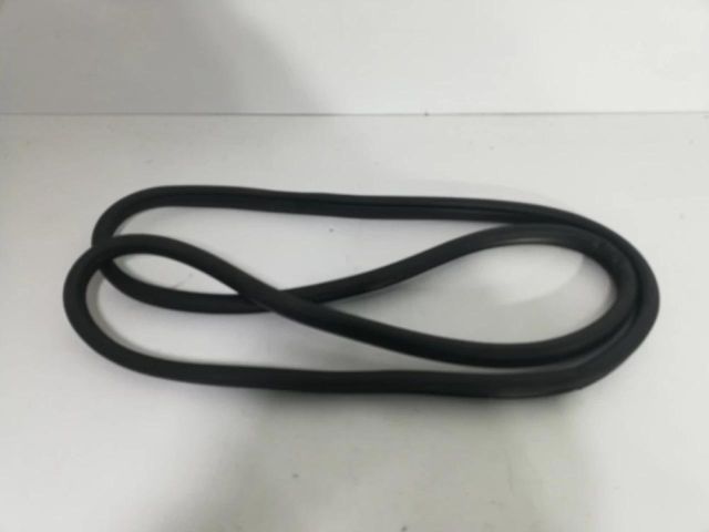 bontott HYUNDAI I30 Jobb hátsó Ajtó Szigetelés