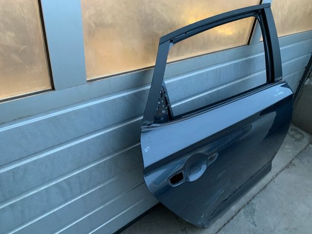 bontott HYUNDAI I30 Jobb hátsó Ajtó (Üres lemez)