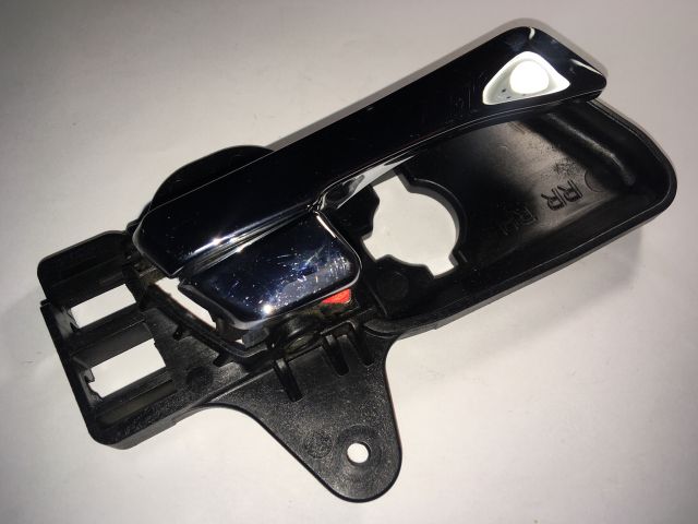 bontott HYUNDAI I30 Jobb hátsó Belső Kilincs