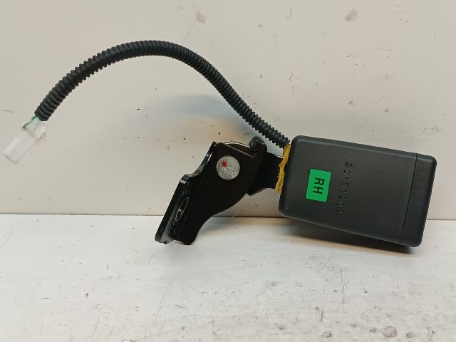 bontott HYUNDAI I30 Jobb hátsó Biztonsági Öv Csat