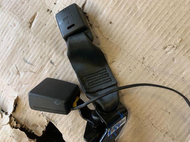 bontott HYUNDAI I30 Jobb hátsó Biztonsági Öv Csat