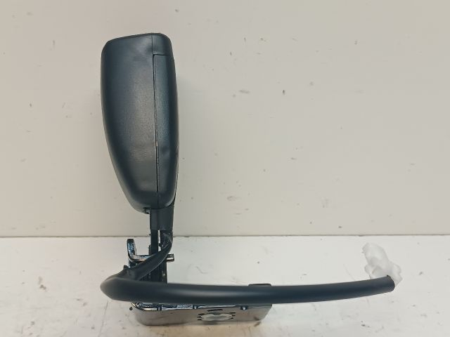 bontott HYUNDAI I30 Jobb hátsó Biztonsági Öv Csat