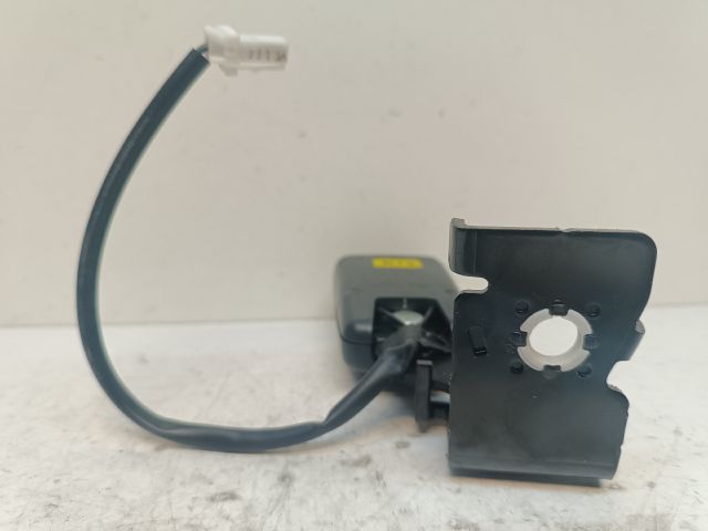 bontott HYUNDAI I30 Jobb hátsó Biztonsági Öv Csat