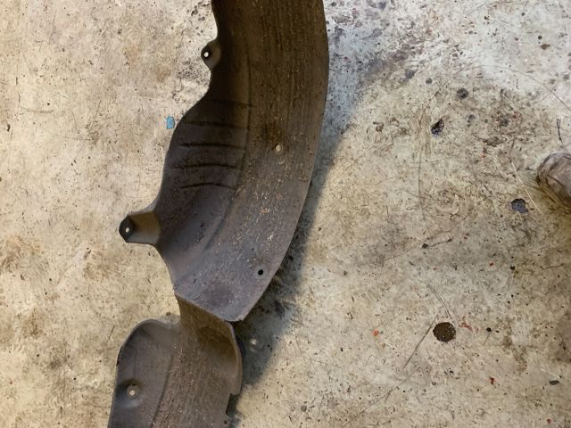 bontott HYUNDAI I30 Jobb hátsó Hátsó Dobbetét (Kerékjárati, Műanyag)