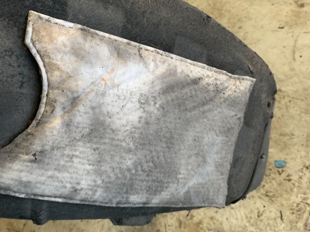 bontott HYUNDAI I30 Jobb hátsó Hátsó Dobbetét (Kerékjárati, Műanyag)