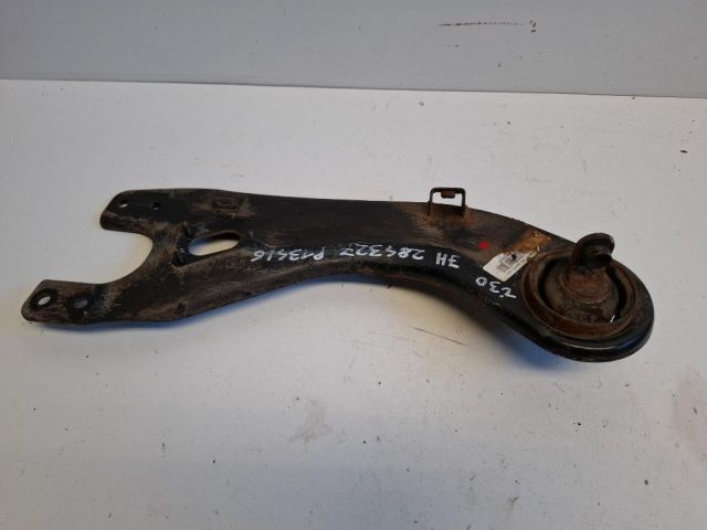 bontott HYUNDAI I30 Jobb hátsó Hosszlengőkar