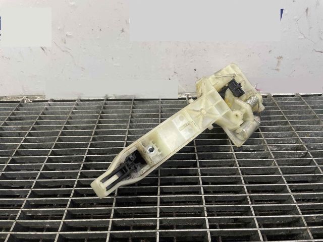 bontott HYUNDAI I30 Jobb hátsó Külső Kilincs