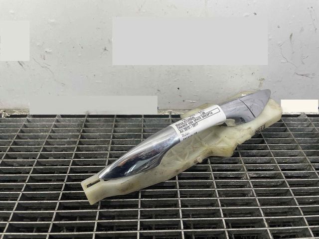 bontott HYUNDAI I30 Jobb hátsó Külső Kilincs