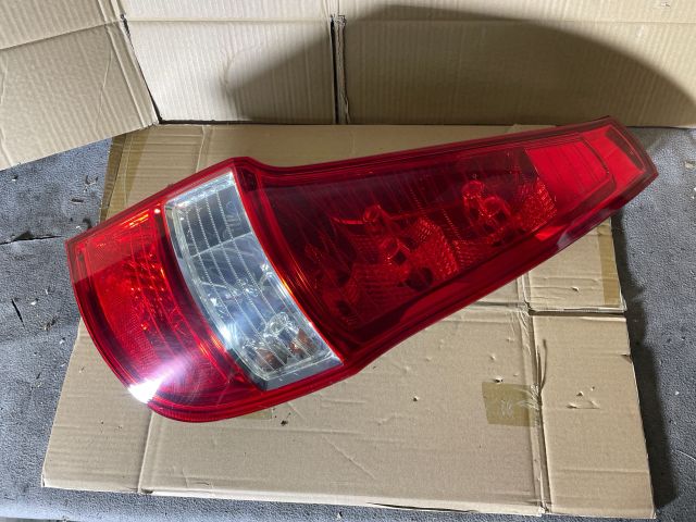 bontott HYUNDAI I30 Jobb Hátsó Lámpa