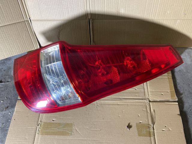 bontott HYUNDAI I30 Jobb Hátsó Lámpa